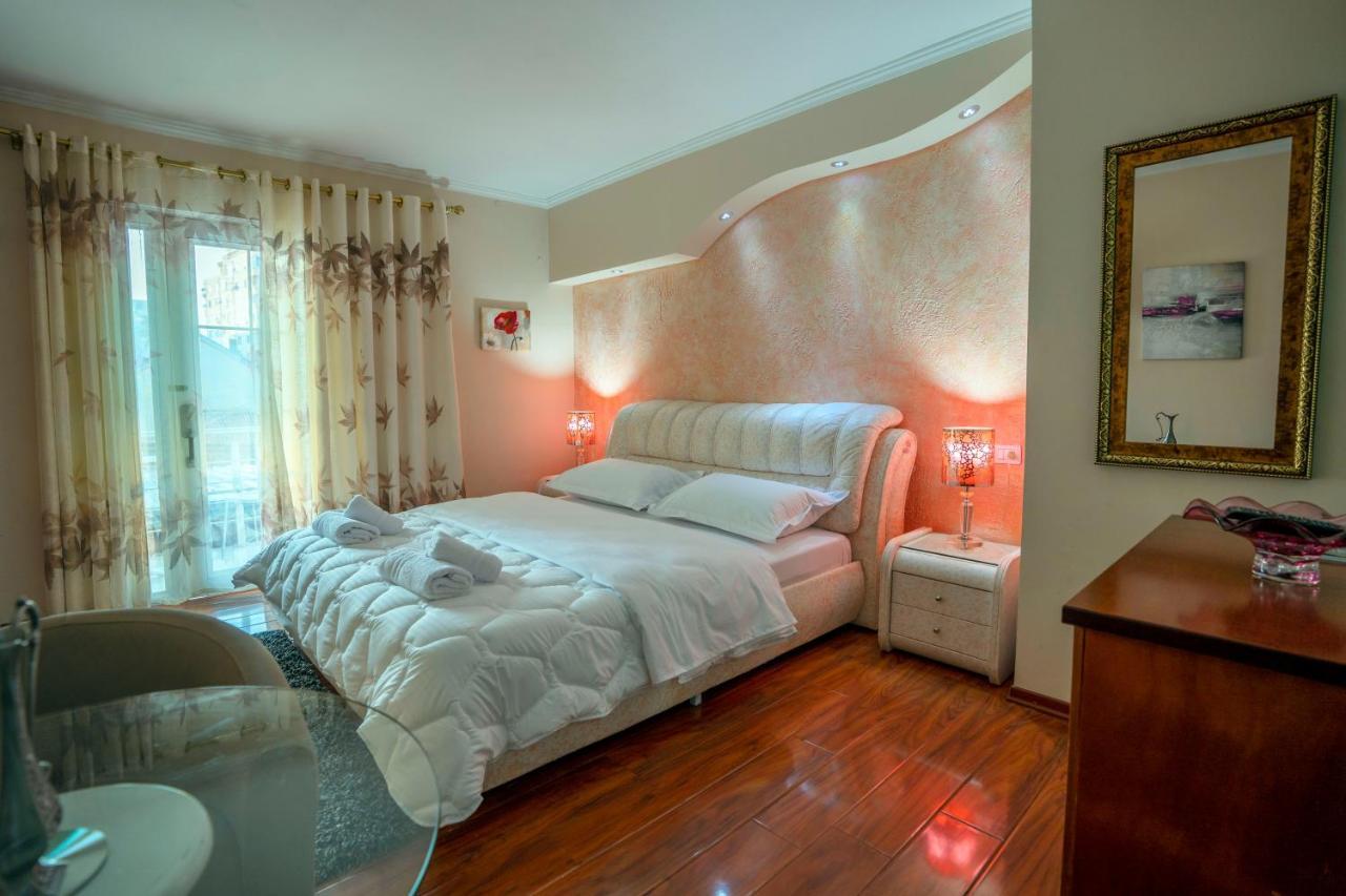Zobo Hotel Shkodër Exteriör bild