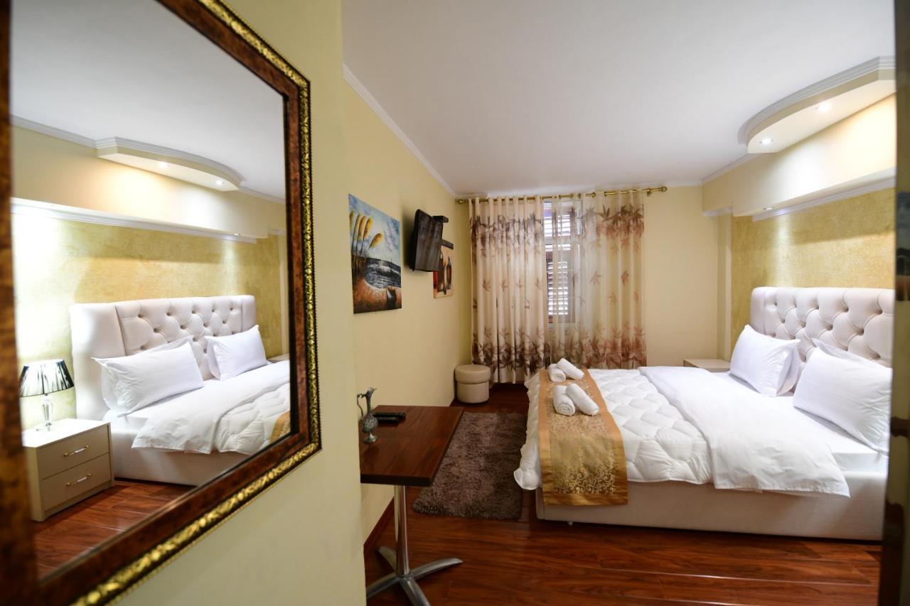 Zobo Hotel Shkodër Exteriör bild